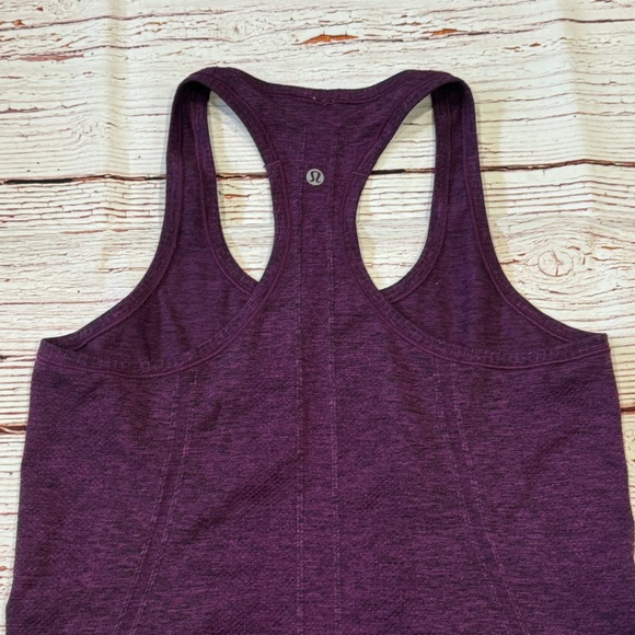 Lululemon Swiftly Tech Racerback in Black / Chilled Grape Sz 8 - Picture 7 of 11